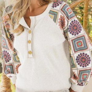 Geometric Raglan Sleeve Henley Sweatshirt